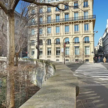 Résidence Blanche * Paris