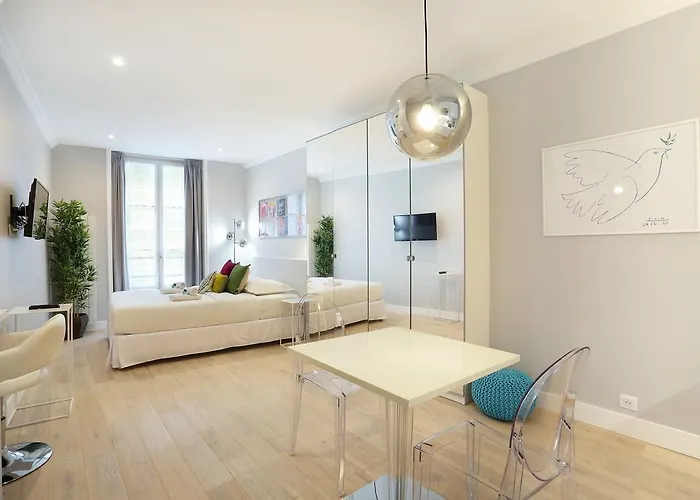 Rent A - Blanche *