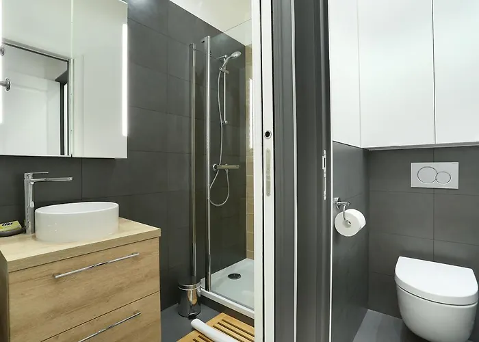 Apartment Rent A - Blanche Paris