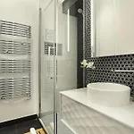 Rent A - Blanche * Paris