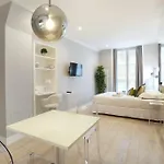 Rent A - Blanche Appartement Paris