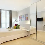 Rent A - Blanche Paris